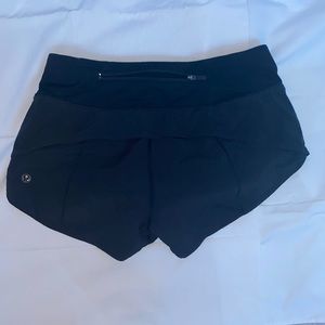 Black Lululemon Speed Up Shorts Size 2 2.5”